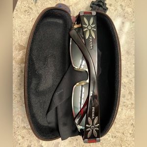 Prada sunglasses  with Maui Jim case and cloth